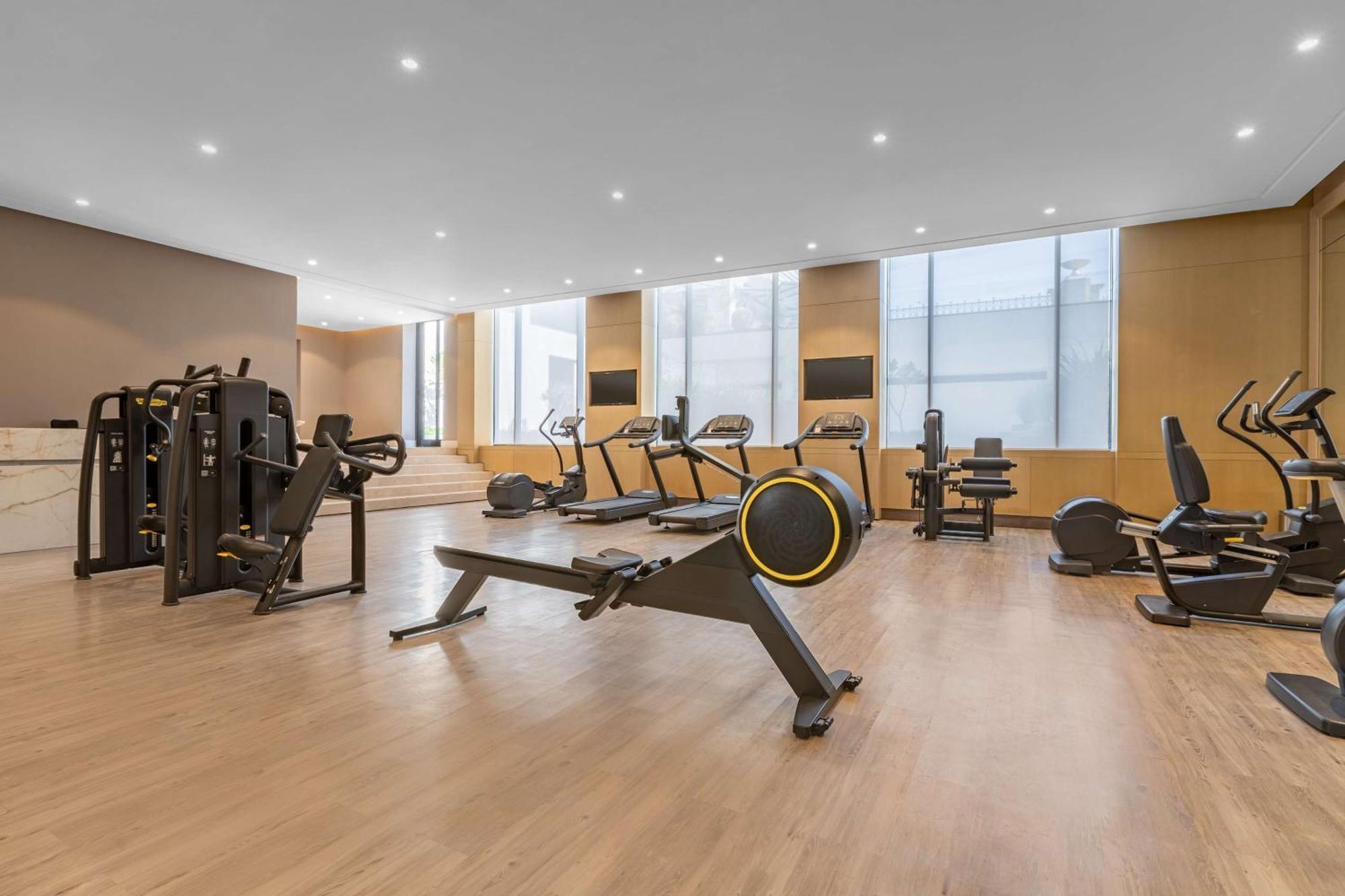Mansard Riyadh, A Radisson Collection Hotel Экстерьер фото The gym at the hotel